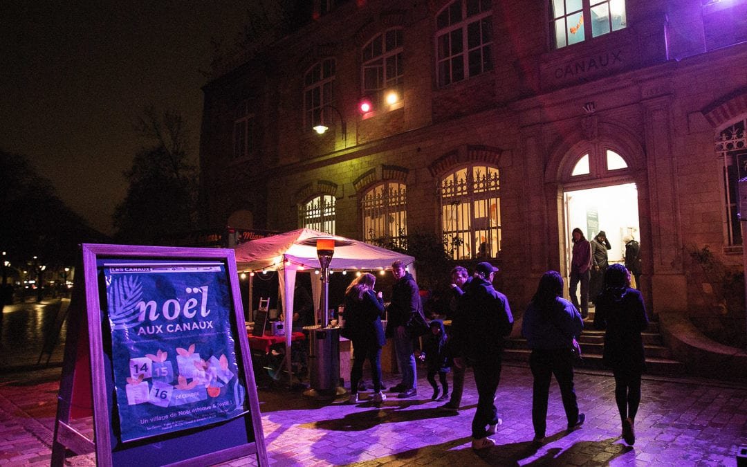 vue extérieure du marché de noël aux canaux